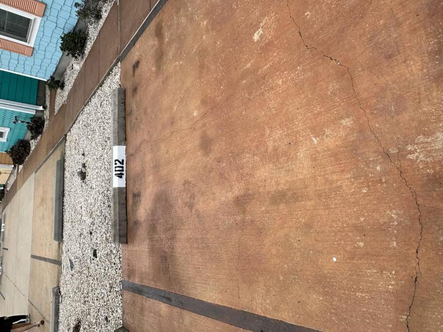 Barefoot Bungalow - Pet Friendly- 2 Bdrm Townhome Corpus Christi Exterior photo
